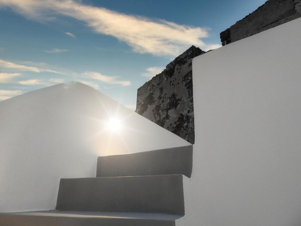 Golden Stone Santorini Suites Akrotírion Eksteriør billede