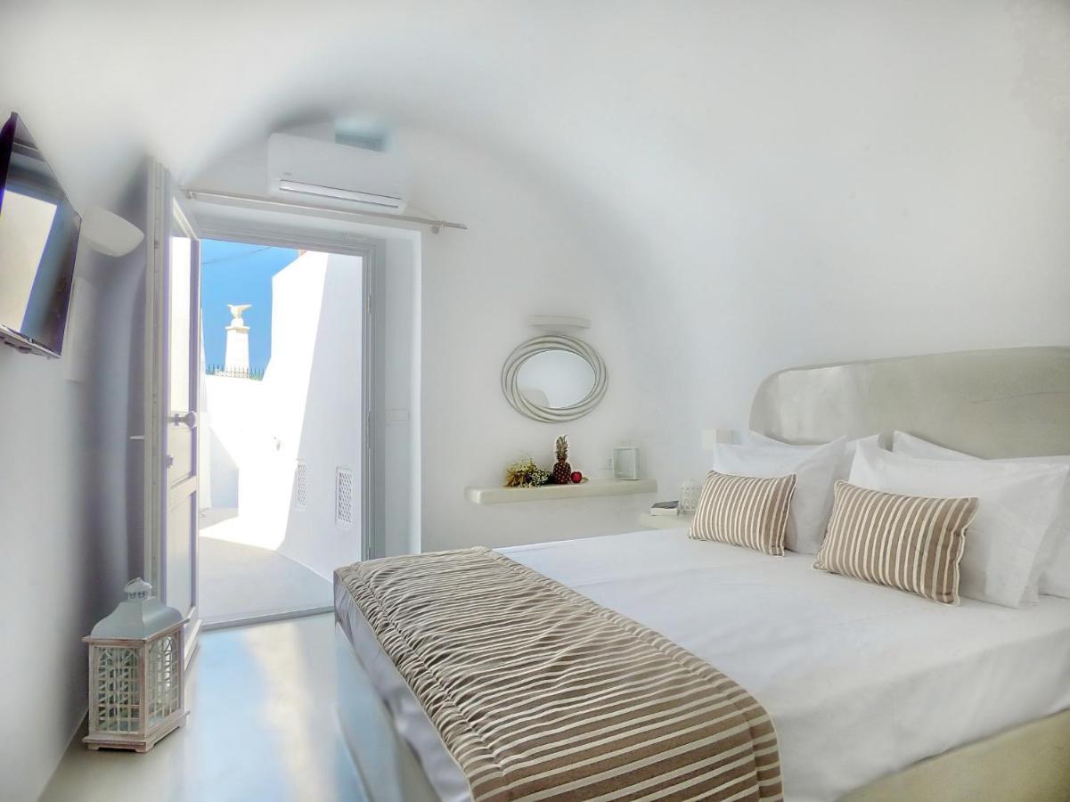 Golden Stone Santorini Suites Akrotírion Eksteriør billede