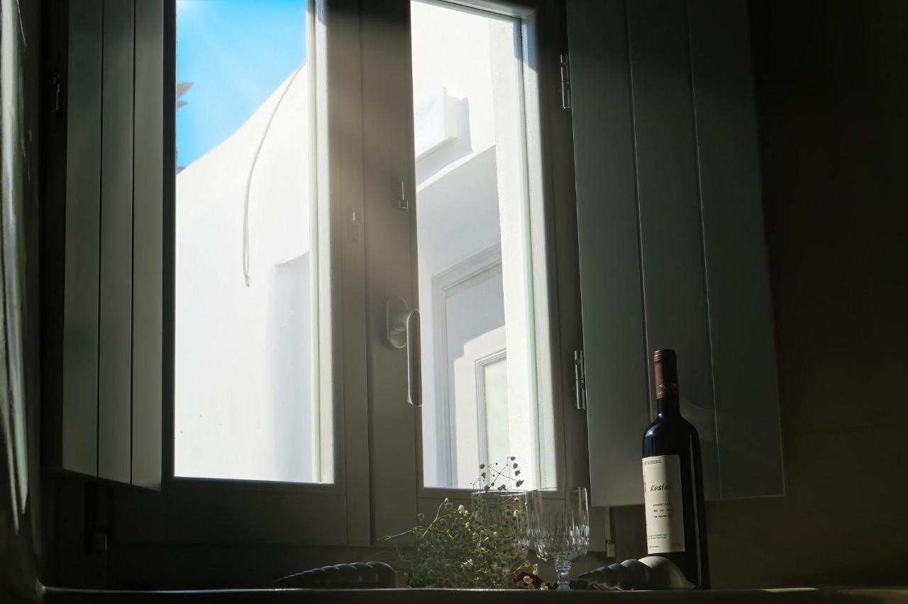 Golden Stone Santorini Suites Akrotírion Eksteriør billede