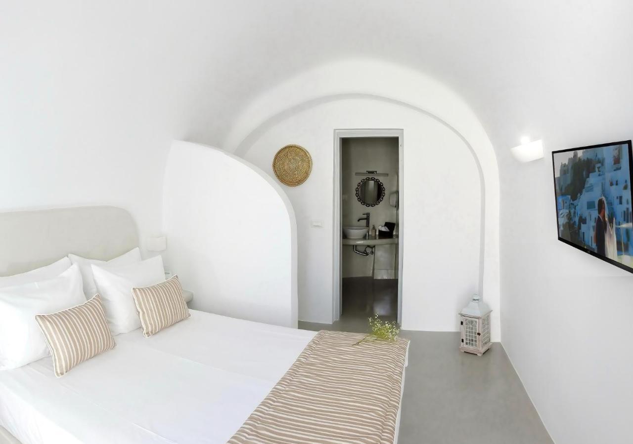 Golden Stone Santorini Suites Akrotírion Eksteriør billede