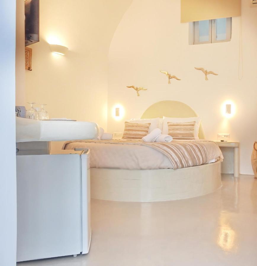 Golden Stone Santorini Suites Akrotírion Eksteriør billede