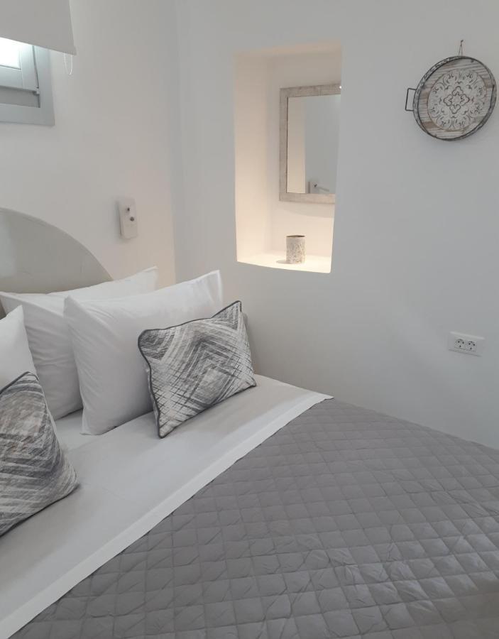 Golden Stone Santorini Suites Akrotírion Eksteriør billede
