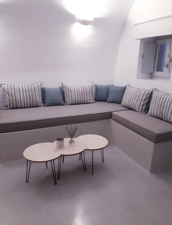 Golden Stone Santorini Suites Akrotírion Eksteriør billede